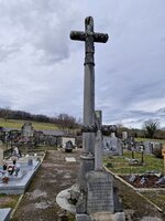 Petite et grande croix.