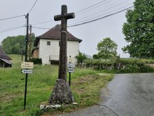 Croix de Saint-Pierre-de-Genebroz, Savoie.