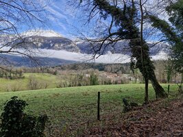 hameau du Grand-Ratz, sous la bienveillance de la Grande Sure.