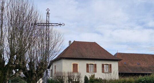 Croix du Centre, Chimilin, Isère.
